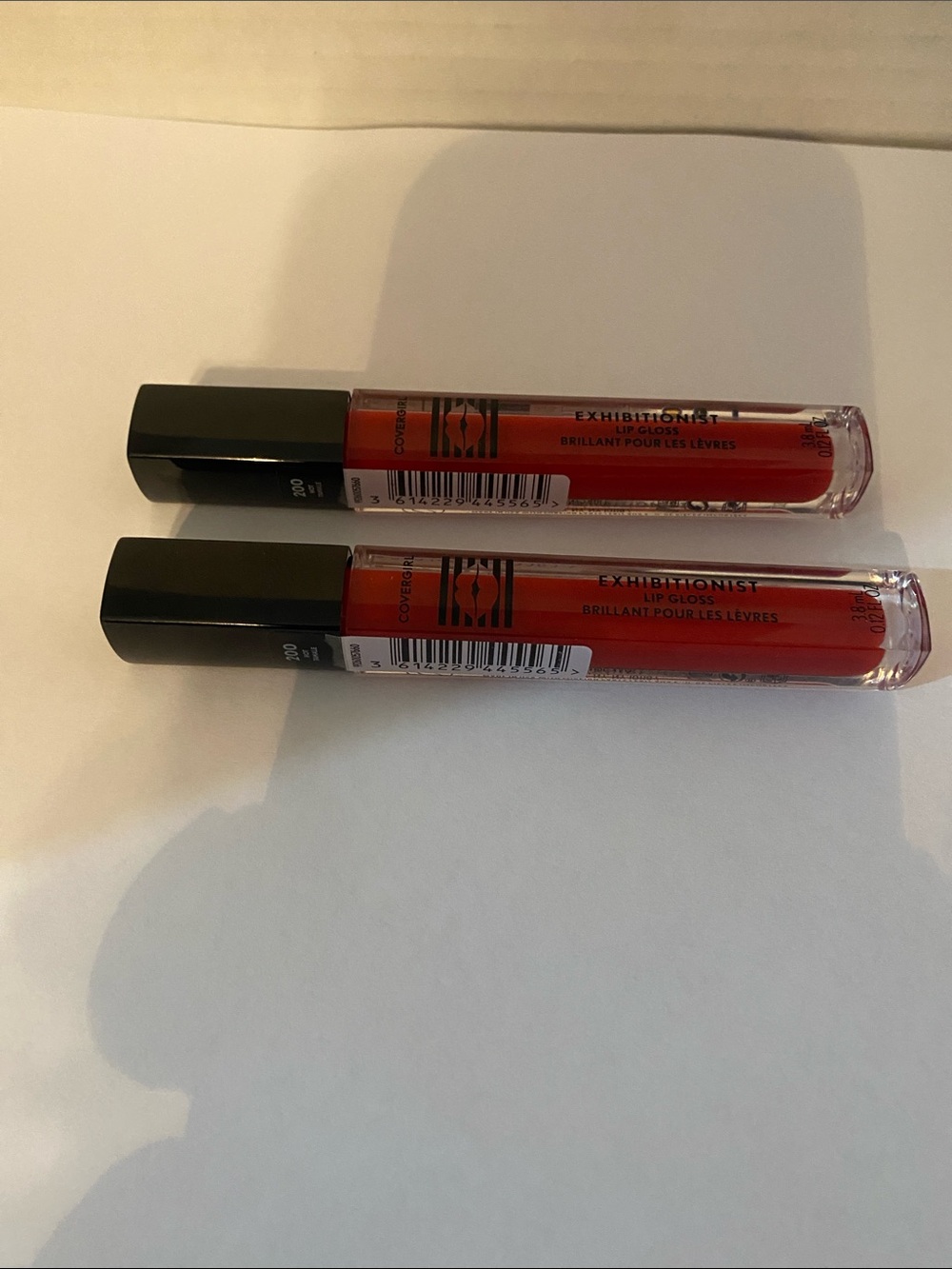 Covergirl Exhibitionist lip gloss 200 Hot Tamale